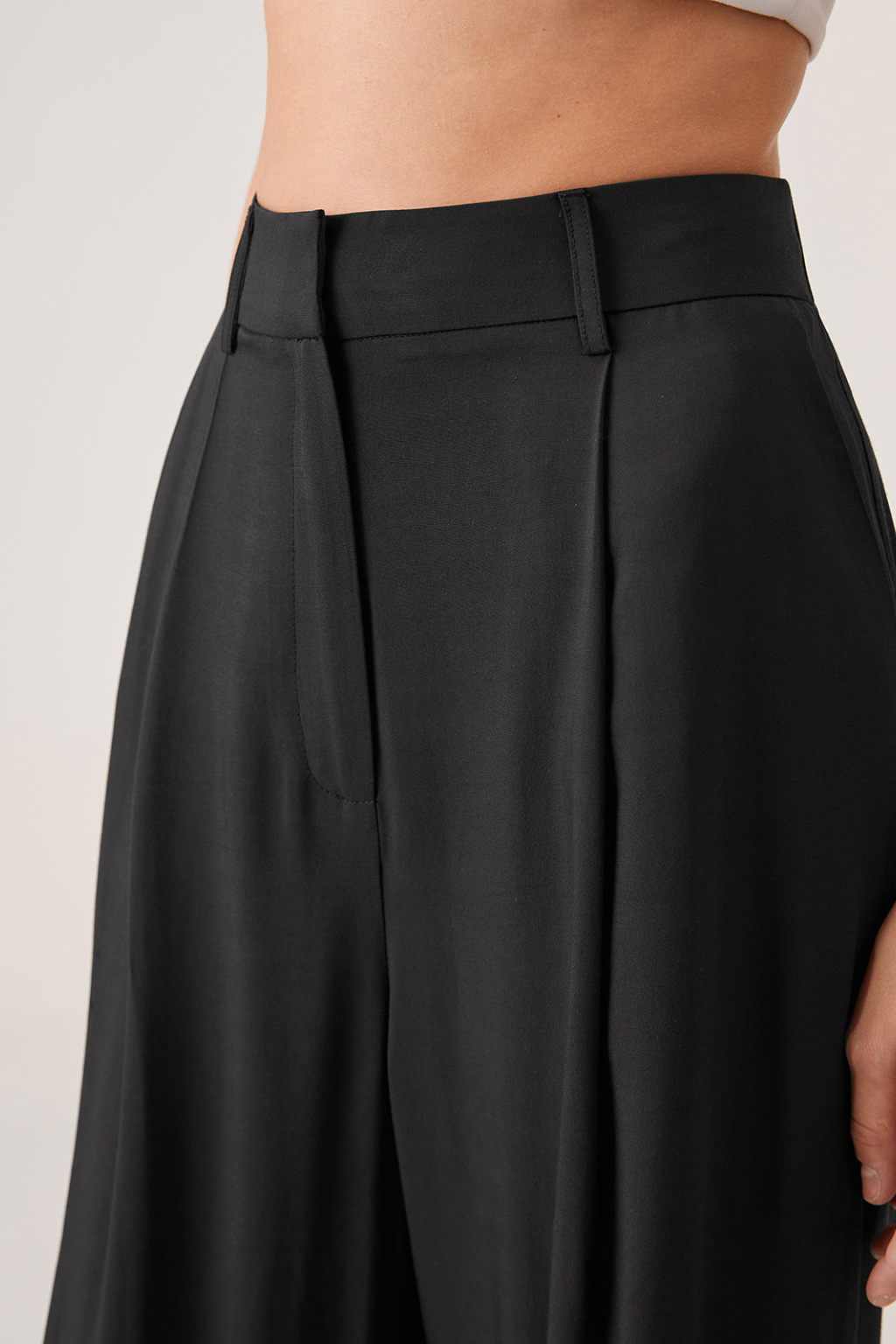 Women’s High-Rise Wide-Leg Flow Trousers