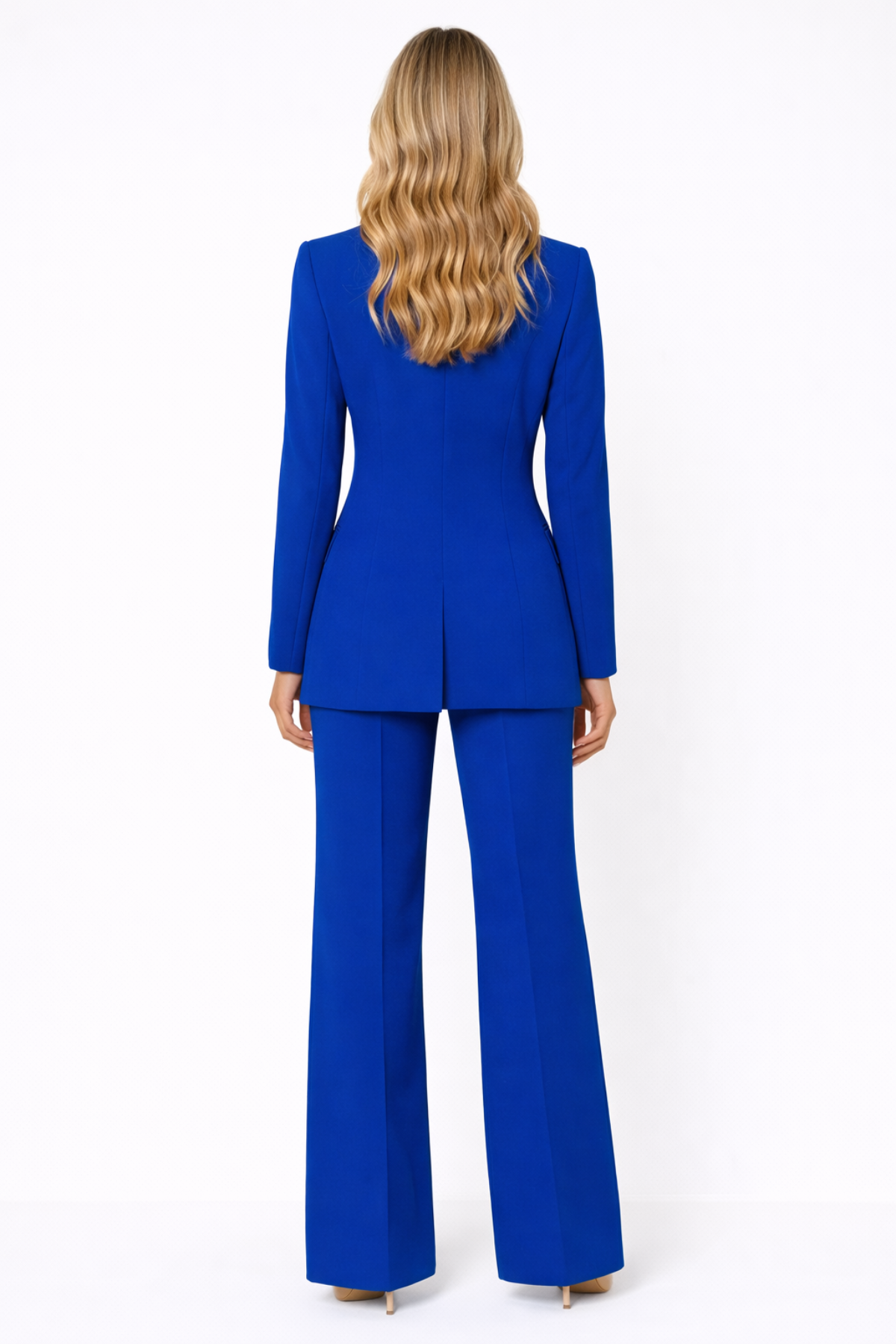 Women’s Tailored Blazer and Trouser Set – Elegant Business Attire for Her